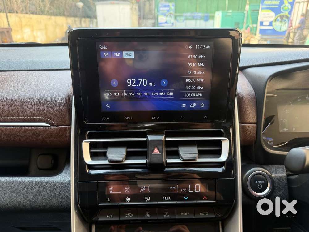 Toyota Innova Hycross 2.0 Vx Hybrid 7 Str, 2025, Petrol