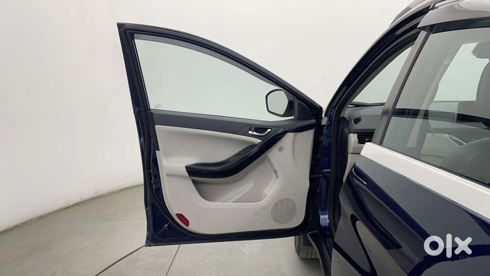 Tata Nexon Xz Plus Luxs, 2023, Petrol