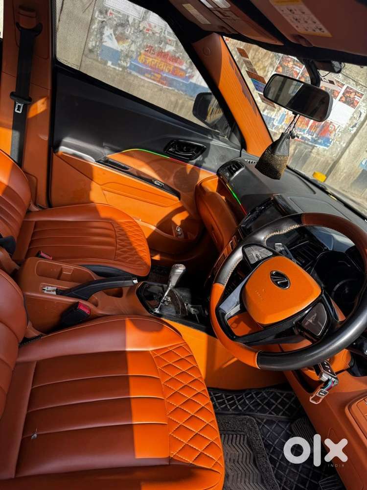 Mahindra Xuv300 2022 Car