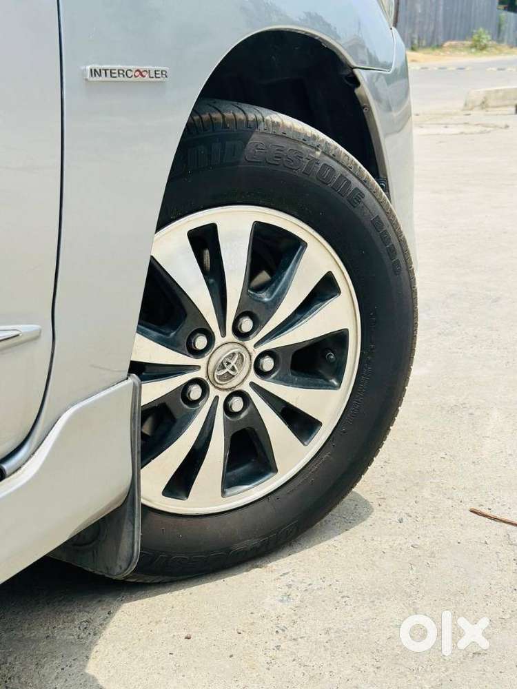 Toyota Innova [ ] 2.5 V Diesel 7 Str, 2015, Diesel