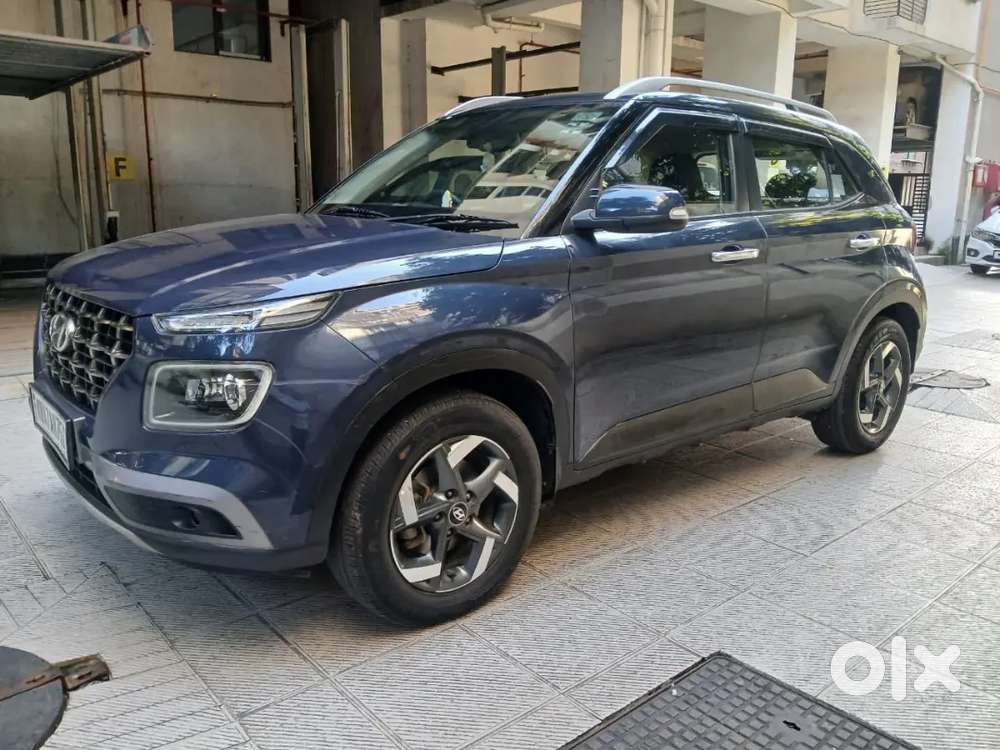 Hyundai Venue 2019 Petrol 35000 Km Driven