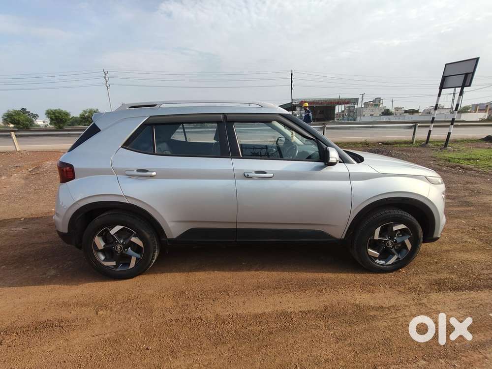 Hyundai Venue Sx Mt, 2020, Petrol