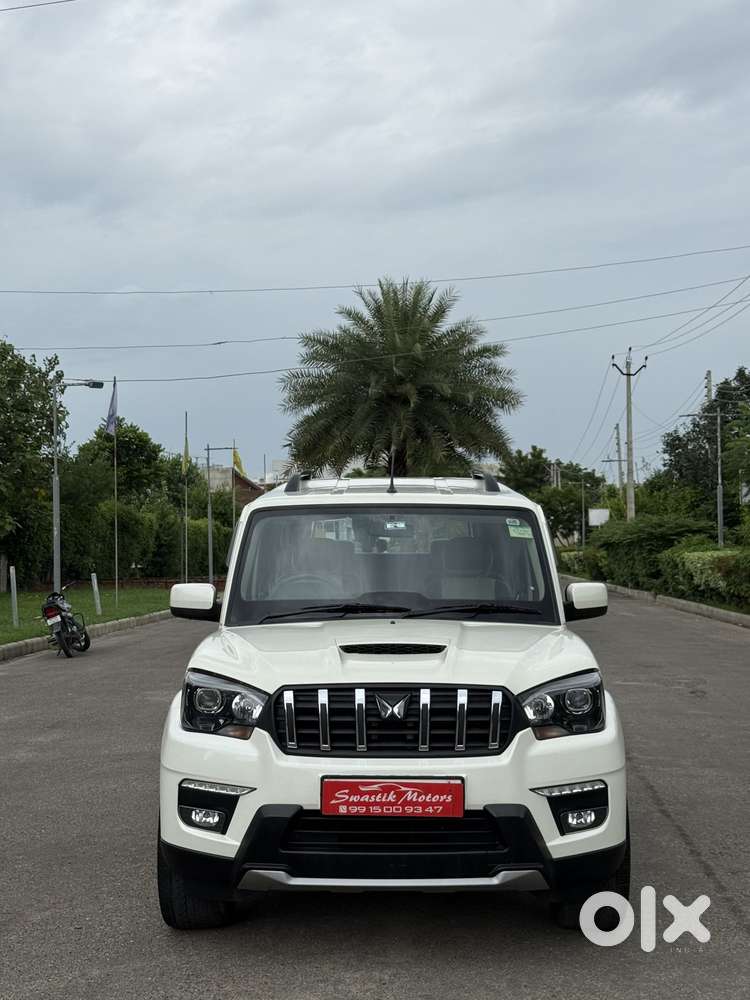 Mahindra Scorpio Classic 2.2 S 11 Mt 7 Str, 2023, Diesel