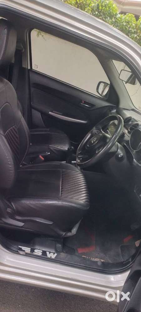 Maruti Suzuki Swift Vvt Zxi, 2022, Petrol