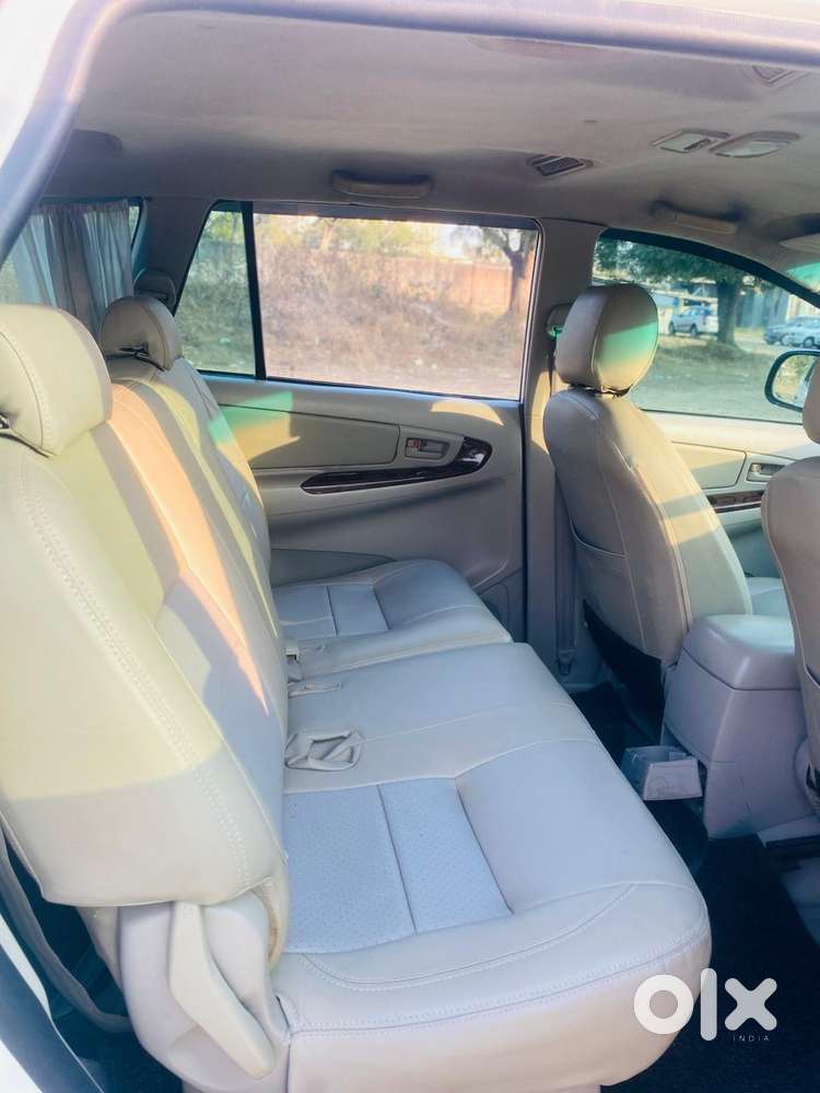 Toyota Innova 2009-2011 2.0 Gx 8 Str, 2009, Diesel