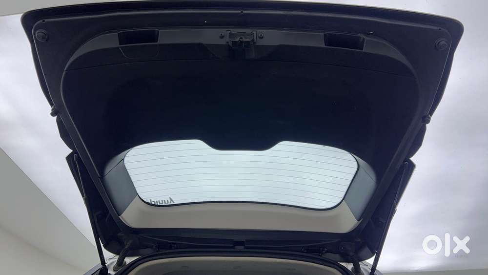 Mahindra Xuv700 2.2 Ax 3 Diesel Mt 7 Str, 2022, Diesel