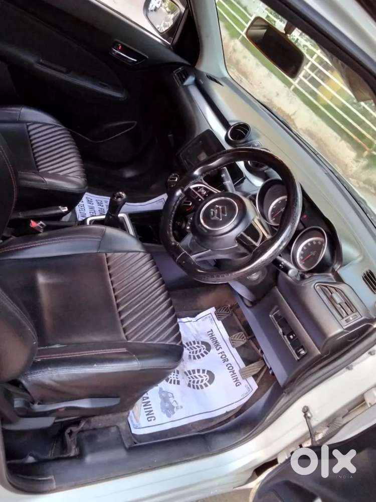 Maruti Suzuki Swift Vxi, 2022, Petrol