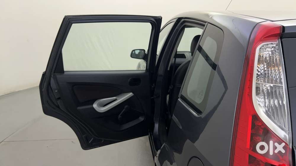 Ford Figo 2010-2012 Petrol Zxi, 2012, Petrol