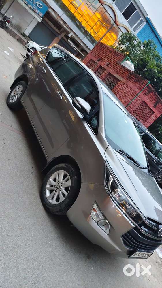 Toyota Innova Crysta 2.8 Gx At, 2016, Diesel
