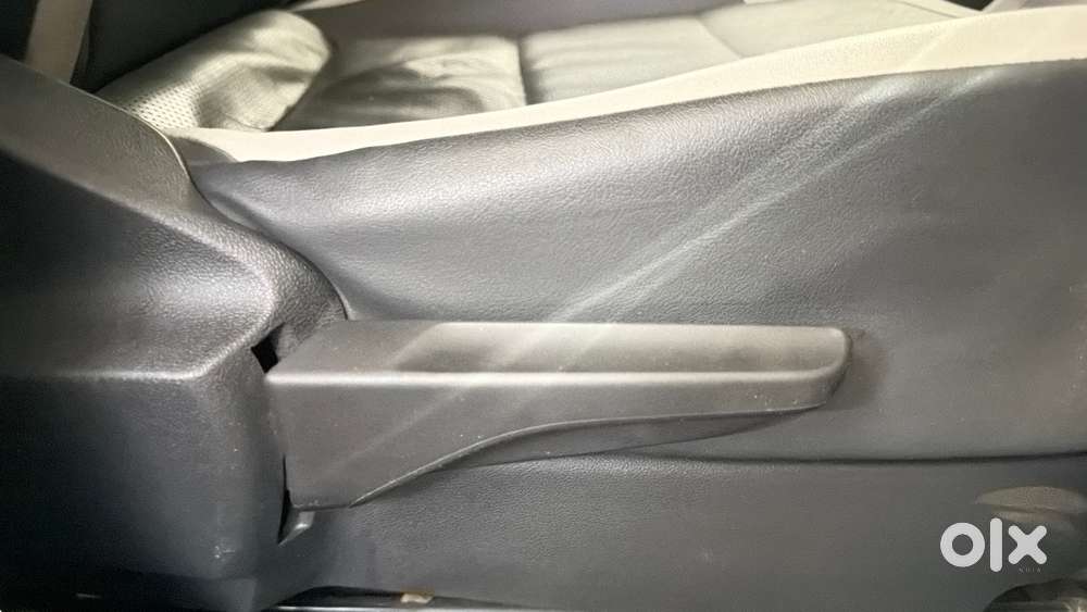 Volkswagen Taigun 1.0 Tsi Topline At, 2022, Petrol