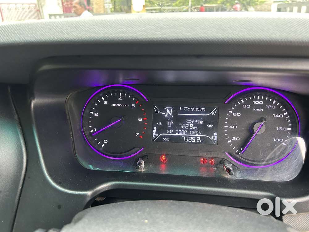 Mahindra Marazzo M2, 2019, Diesel