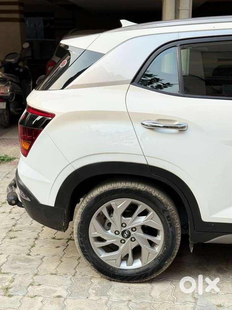 Hyundai 2023 Manual Petrol