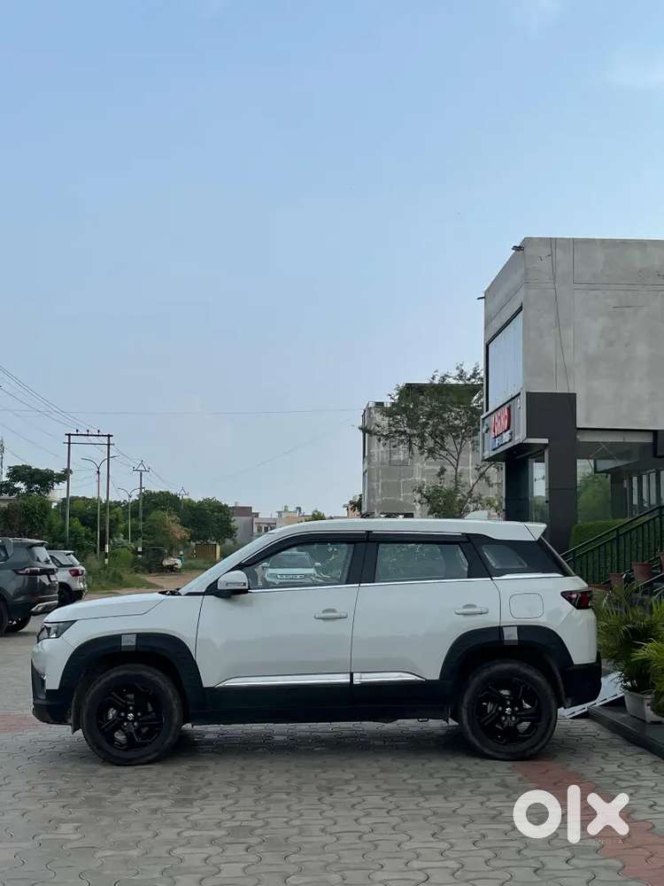 Maruti Suzuki Brezza 2025 Lxi Smart Hybrid