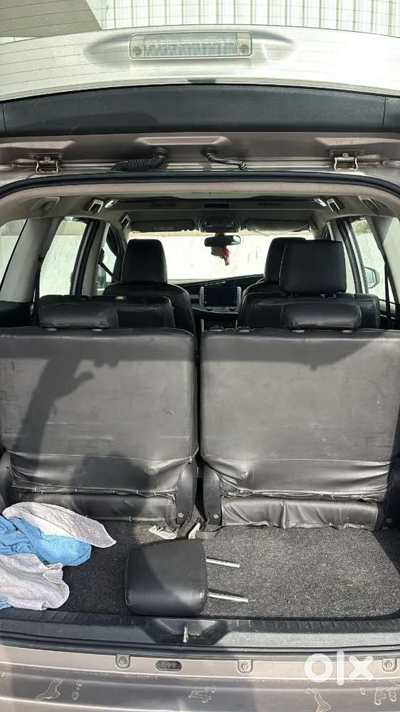 Toyota Innova 2022 Diesel Well Maintained ,non Accidental,new Tyre New