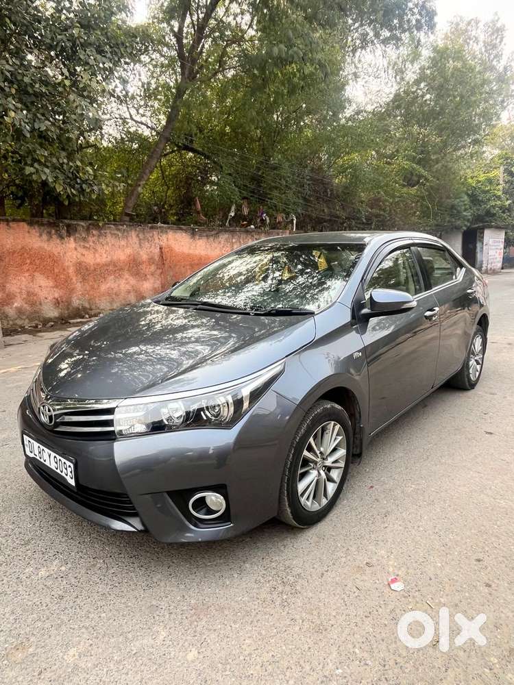 Toyota Corolla Altis 1.8 J, 2016, Petrol
