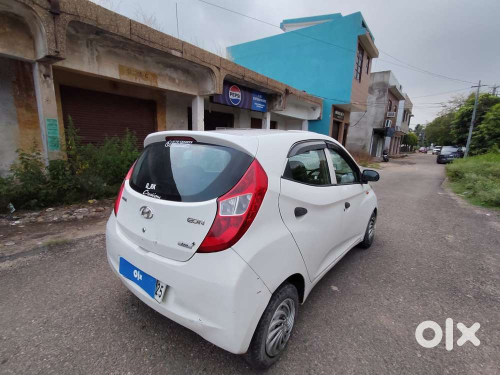 Hyundai Eon Era, 2013, Petrol