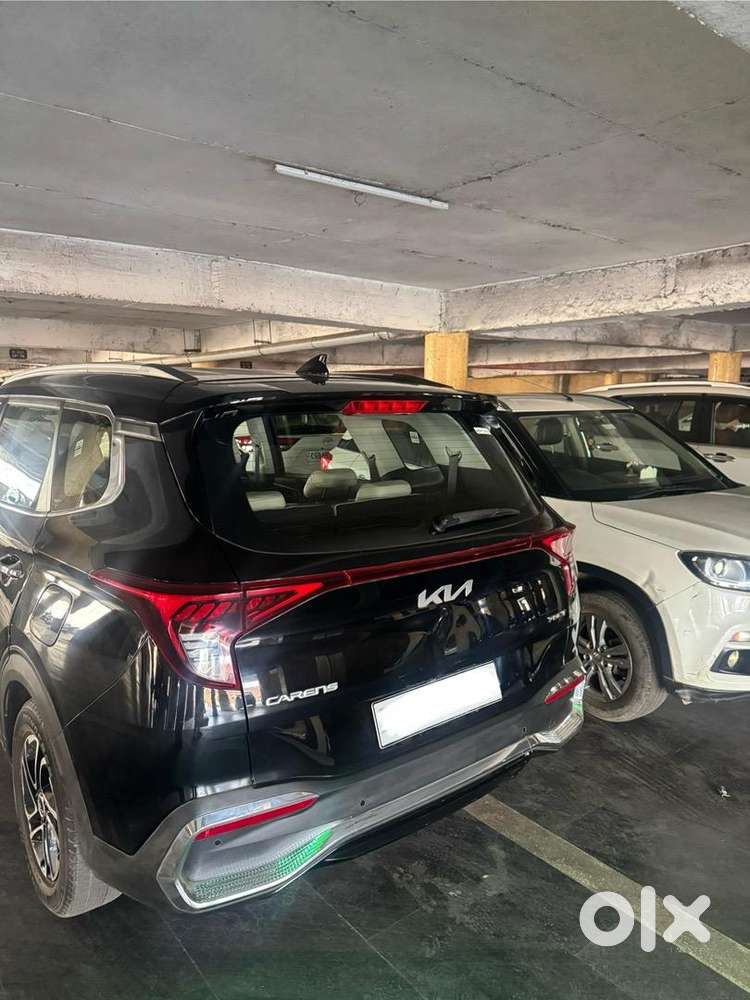 Kia Carens New Condition Single Driver Car.