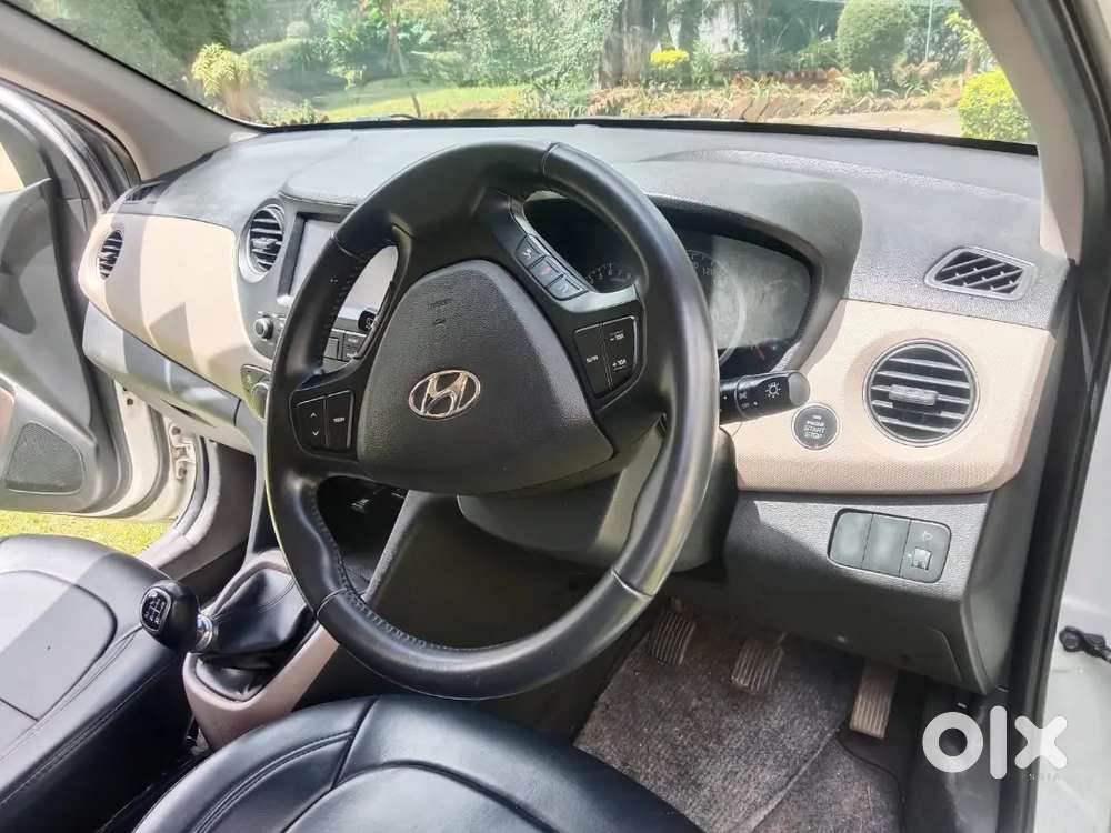 Hyundai Grand I10 Asta Top Model
 2018 Petrol 35000 Km Driven