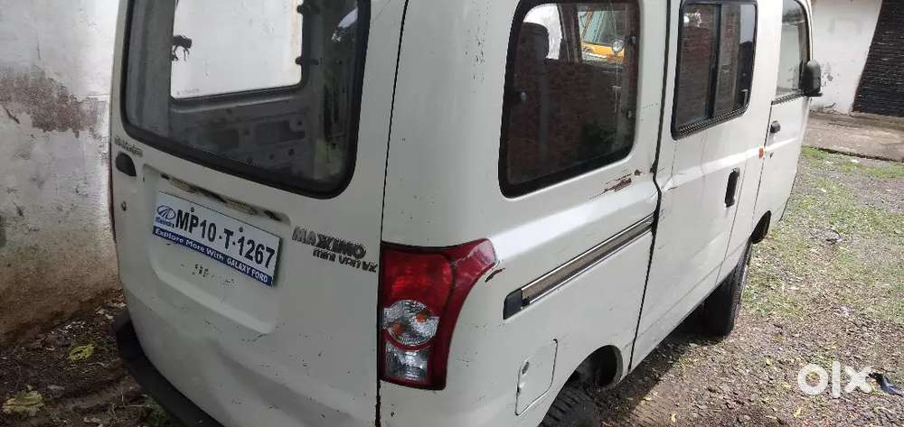 Mahindra Supro 2015 Diesel 60000 Km Driven