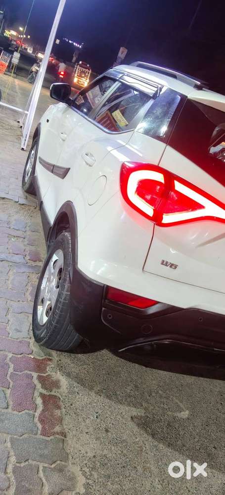 Xuv 300 White W6