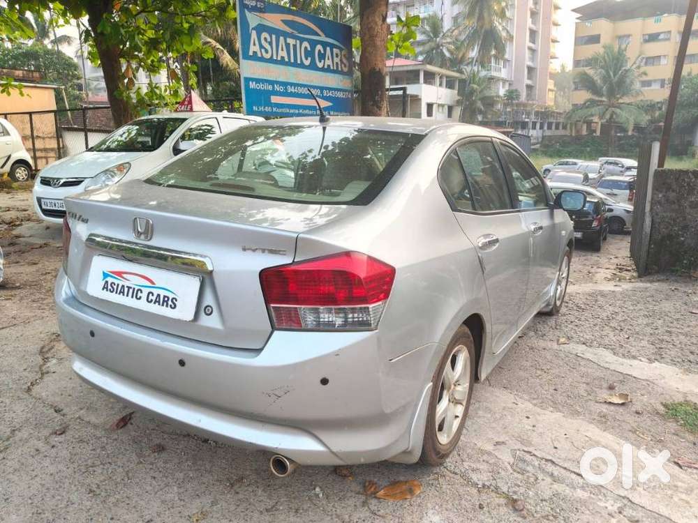 Honda City V At Exclusive, 2011, Petrol