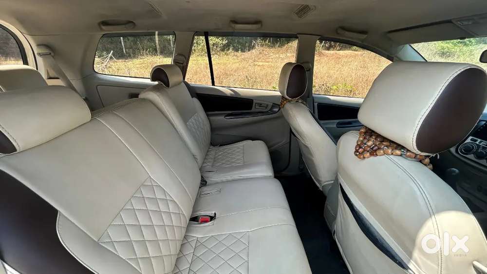 Toyota Innova Hycross 2013 Diesel 245000 Km Driven