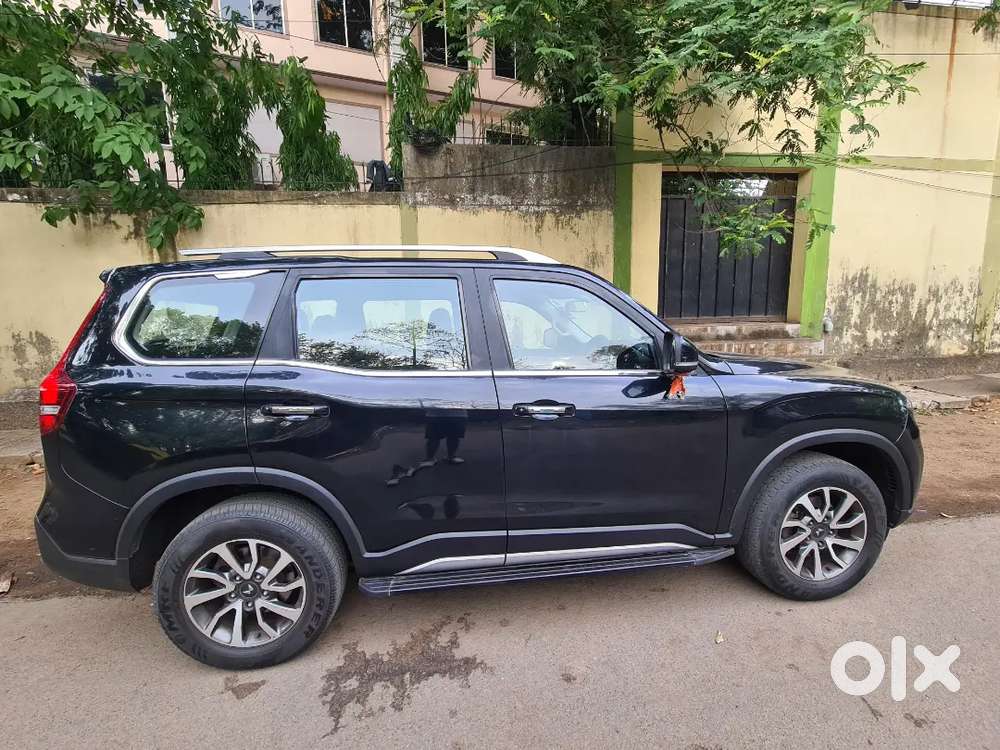 Mahindra Scorpio-n 2023 Petrol 14000 Km Driven