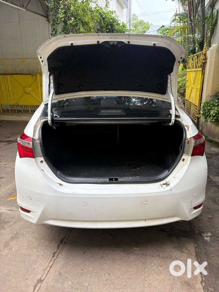 Toyota Corolla Altis 2014