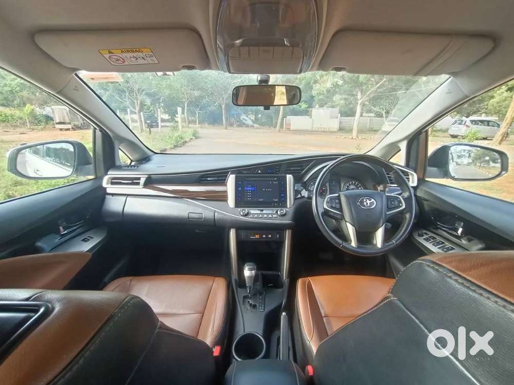 Toyota Innova Crysta 2.8z Automatic, 2017, Diesel