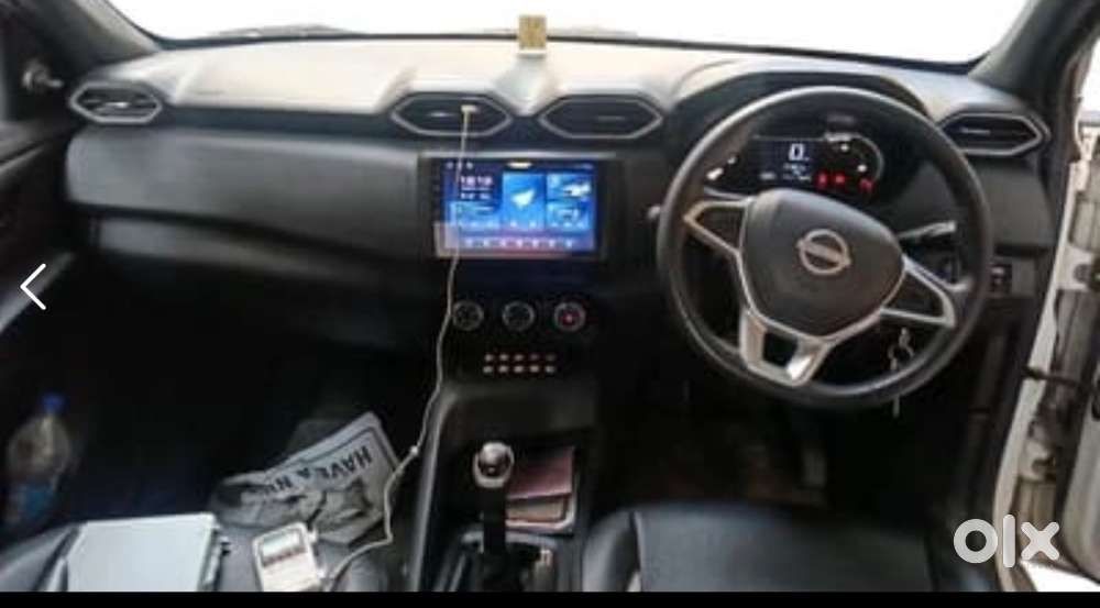 Nissan Magnite 2025 Petrol Well Maintained