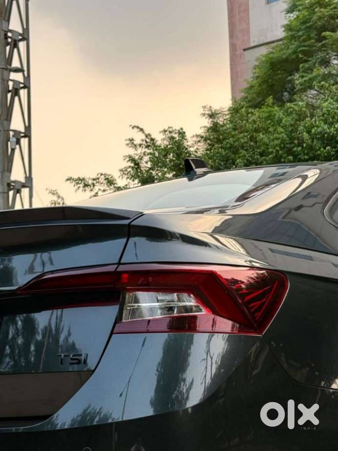 Skoda Slavia 1.0 Ambition Tsi At, 2025, Petrol