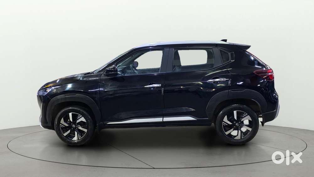 Nissan Magnite Kuro Edition Petrol Amt, 2025, Petrol