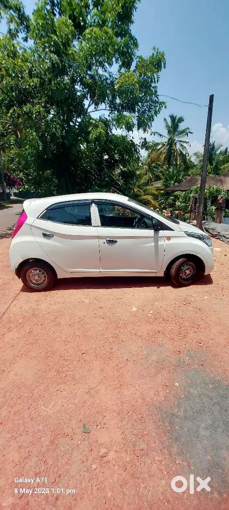 Hyundai Eon 2013 Petrol 67700 Km Driven