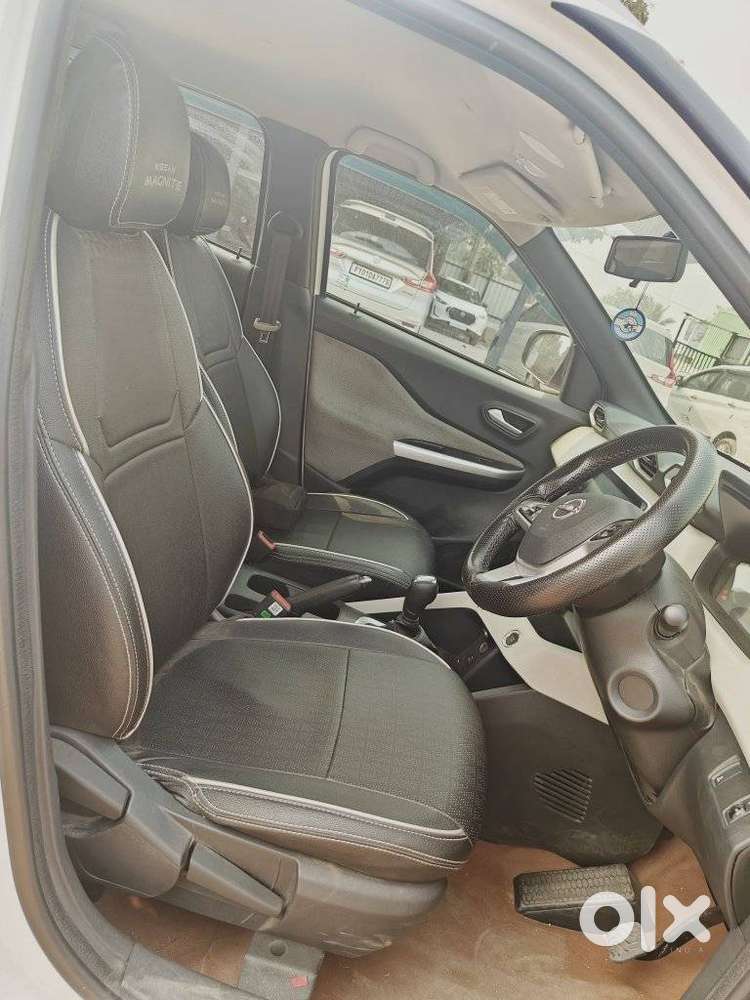 Nissan Magnite 1.0 Xv, 2024, Petrol