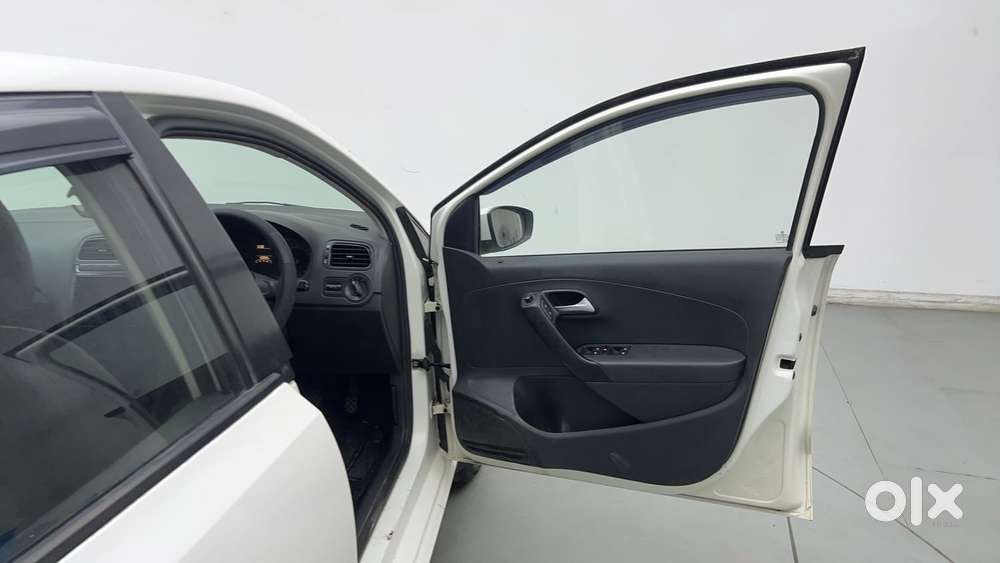 Volkswagen Polo Petrol Comfortline 1.2l, 2016, Petrol