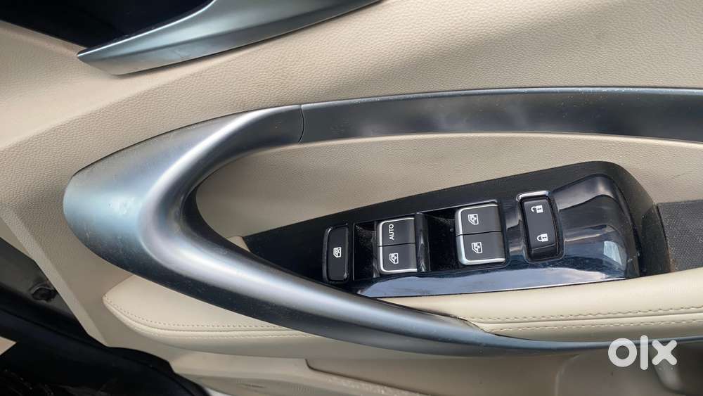 Mg Hector Sharp At, 2022, Petrol