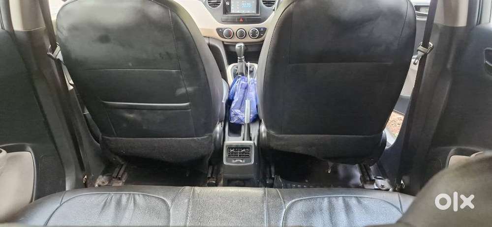 Hyundai Grand I10 Sportz Dual Tone 1.2 Vtvt, 2018, Petrol