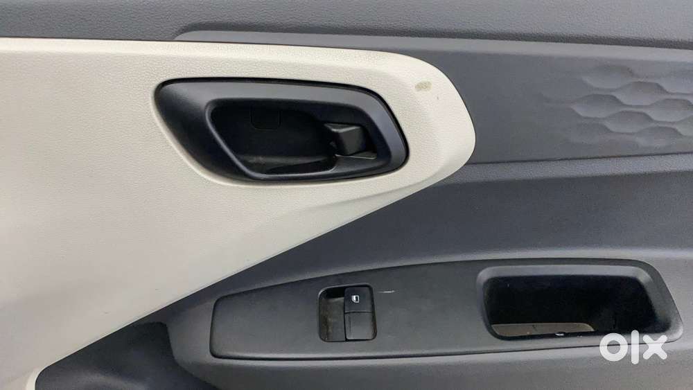 Hyundai Aura 1.2 E Petrol Mt, 2021, Petrol