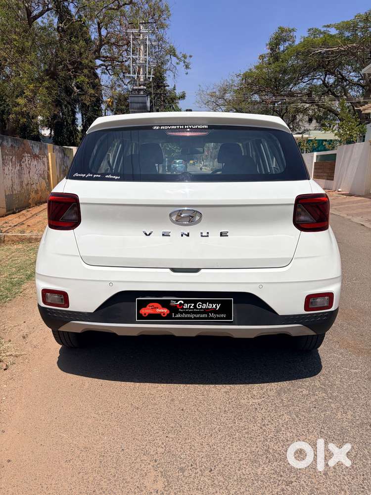 Hyundai Venue E 1.2 Petrol, 2020, Petrol