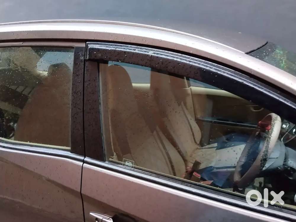 Honda Mobilio 1.5 V 2015 Petrol Manual