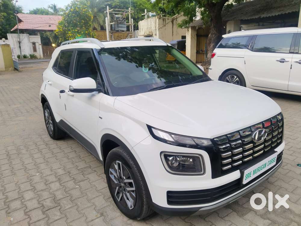 Hyundai Venue 1.0 S (o) Turbo Dct, 2024, Petrol