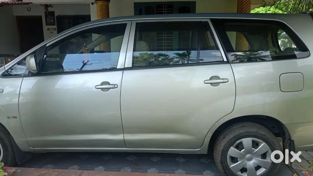 Toyota Innova 2006 Diesel 278282 Km Driven