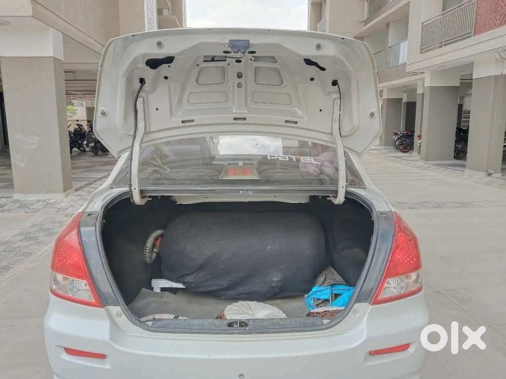 Maruti Dzire 1.2 Vxi 2011 Cng
