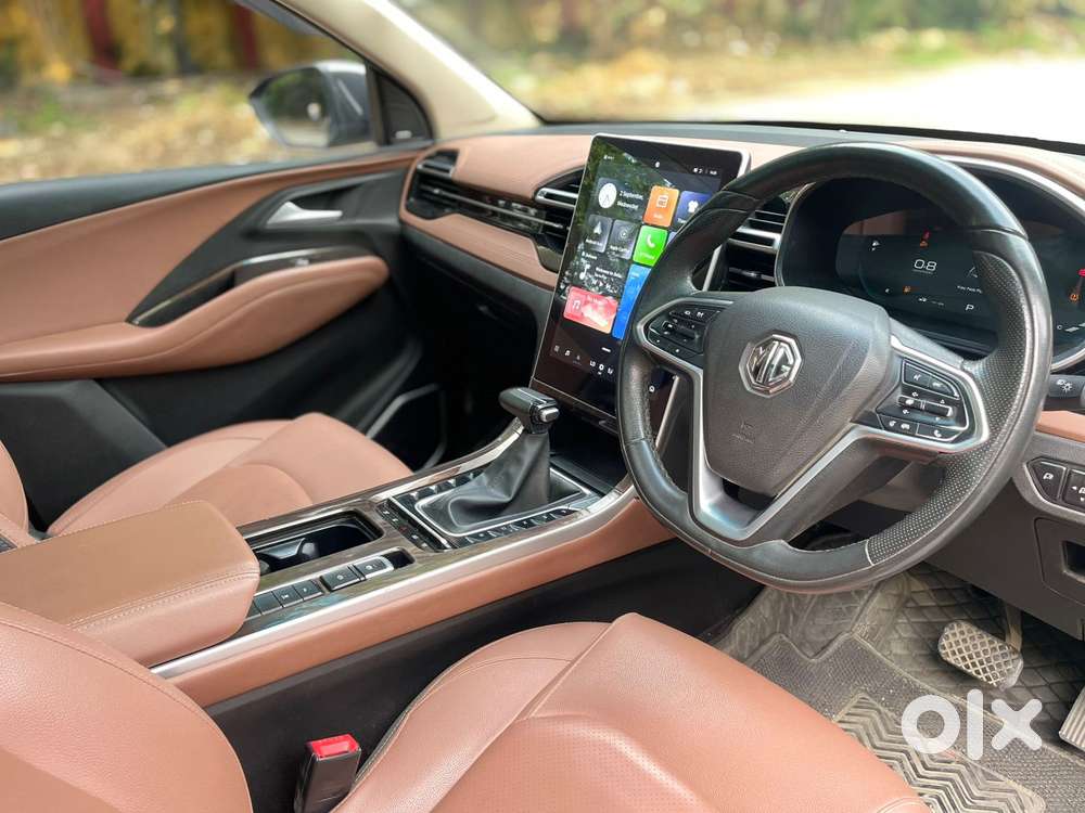 Mg Hector Plus Savvy Pro 1.5 Turbo Petrol Cvt 7 Str, 2024, Petrol