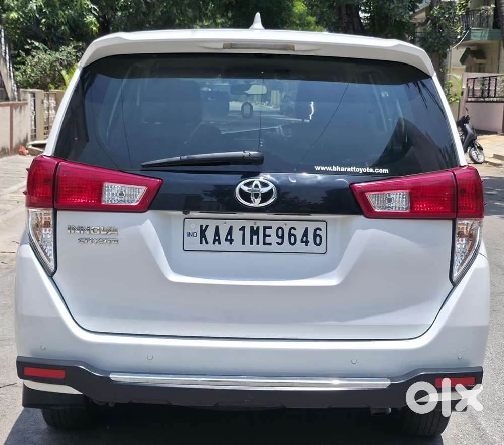 Toyota Innova Crysta 2.4 G Plus Mt 7 Str, 2023, Diesel