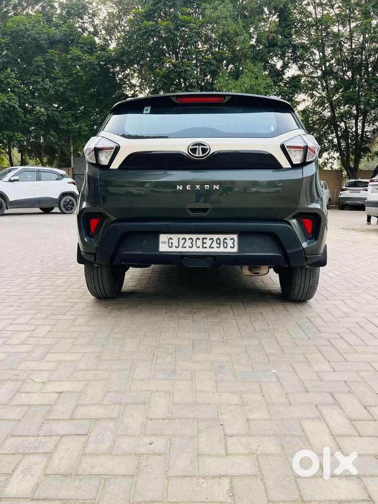 Tata Nexon 1.2 Revotron Xm Plus (s), 2023, Petrol