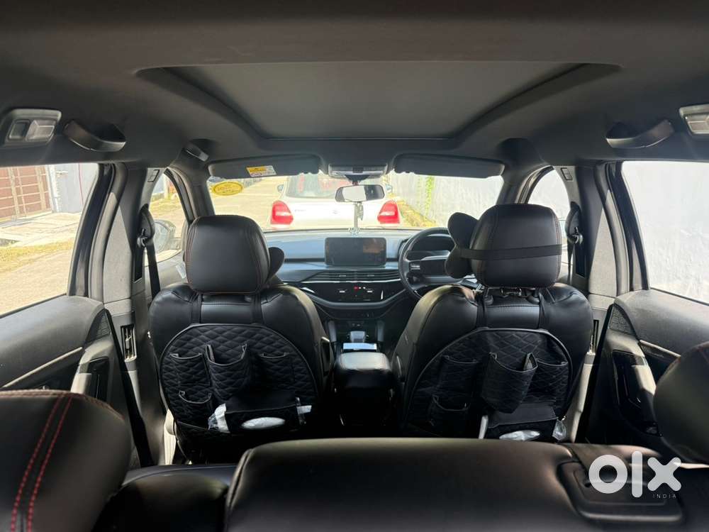 Tata Safari Diesel 2025 Dark Edition Automatic