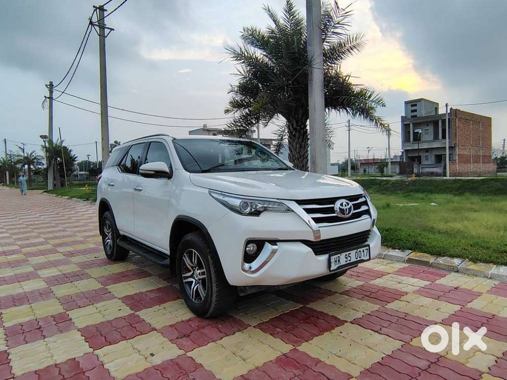 Toyota Fortuner 4x2 At 2.8 Diesel, 2017, Diesel