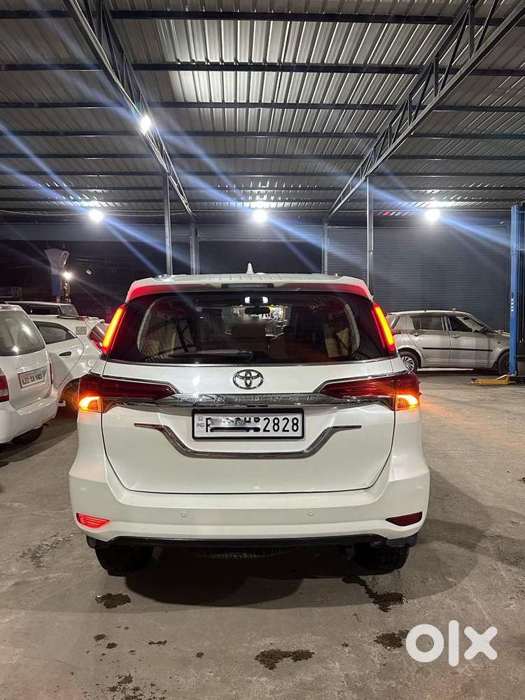 Toyota Fortuner 2.8 At 4x2  Immaculate Condition  Well Maintained