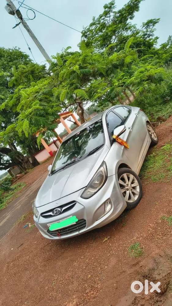 Hyundai Verna Crdi 2013